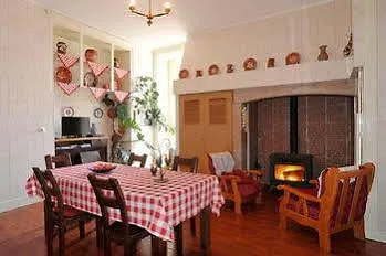Pensao Residencial Central 3* פיגואיירה דה פוז