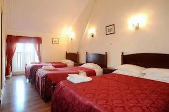 Pensao Residencial Central 3*